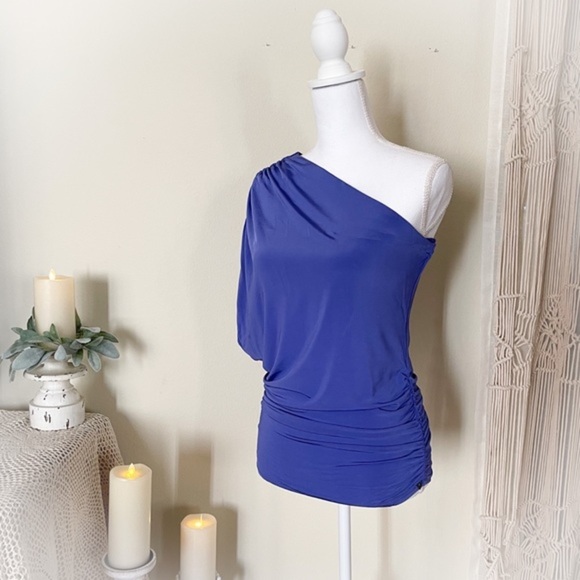 Guess One Shoulder Purple Top - Picture 2 of 8